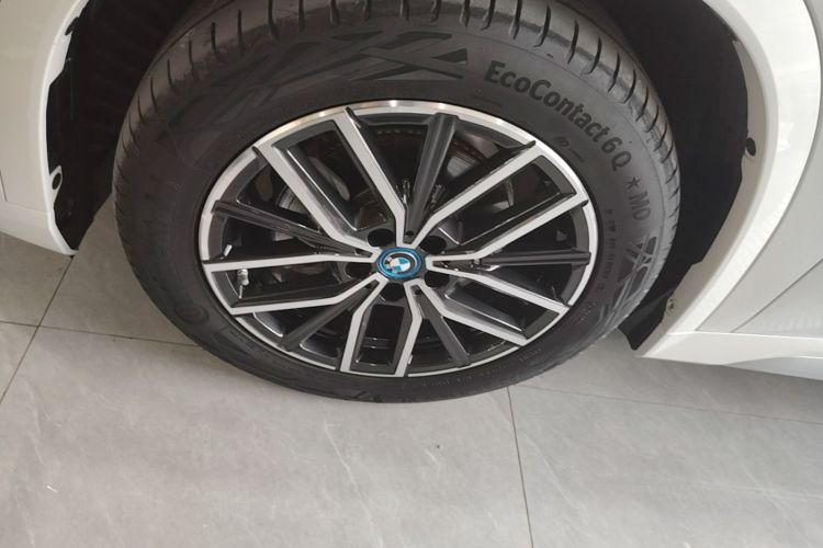 Used BMW iX1 2023 eDrive25L M Sport Package Left Front Wheel Hub