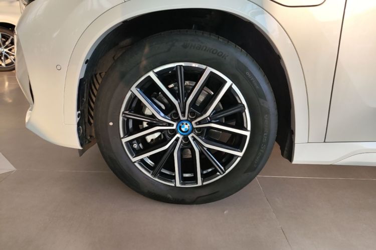 Used BMW iX1 2023 eDrive25L M Sport Package Left Front Wheel Hub