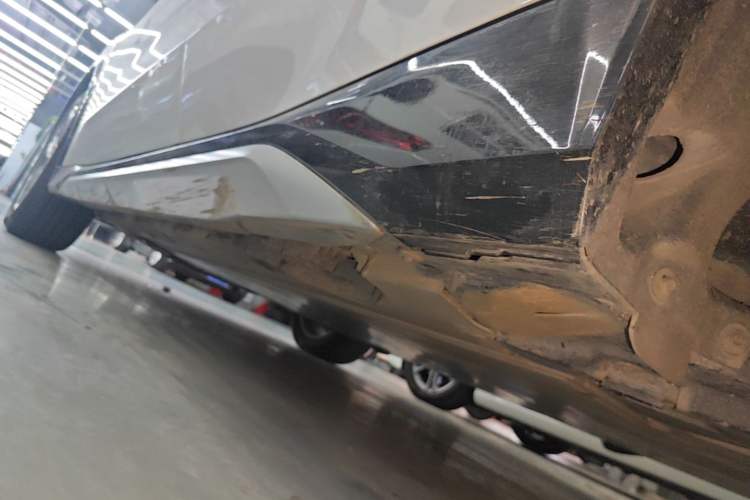 Used BMW iX1 2023 eDrive25L X Design Package Left Side Sill