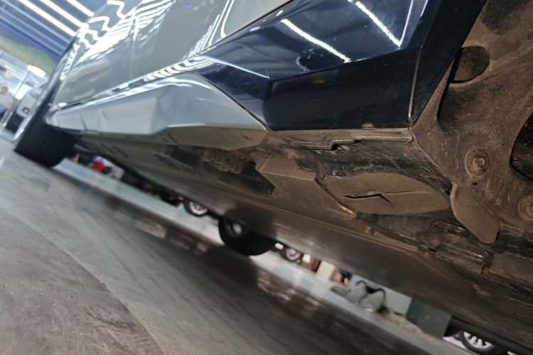Used BMW iX1 2023 eDrive25L X Design Package Left Side Sill