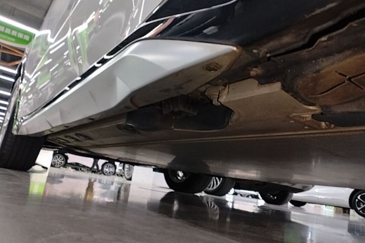 Used BMW iX1 2023 eDrive25L X Design Package Left Side Sill
