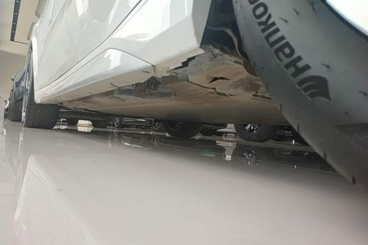 Used BMW iX1 2023 xDrive30L M Sport Package Left Side Sill