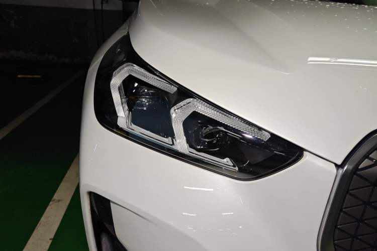 Used BMW iX1 2023 eDrive25L M Sport Package Right Front Headlight