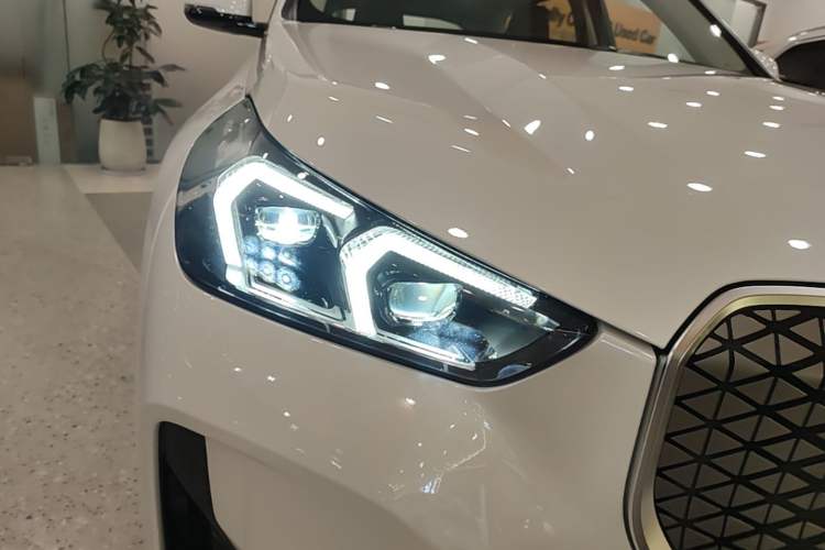 Used BMW iX1 2023 eDrive25L M Sport Package Right Front Headlight