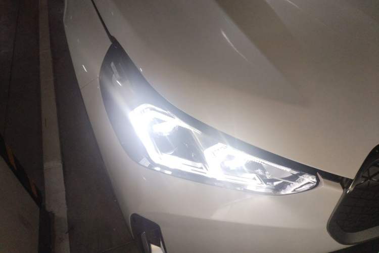 Used BMW iX1 2023 eDrive25L X Design Package Right Front Headlight