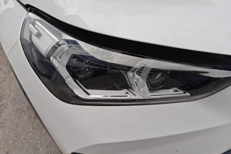Used BMW iX1 2023 xDrive30L X Design Package Right Front Headlight