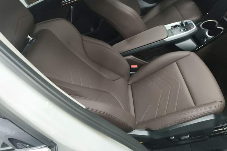 Used BMW iX1 2023 xDrive30L X Design Package Right Front Seat