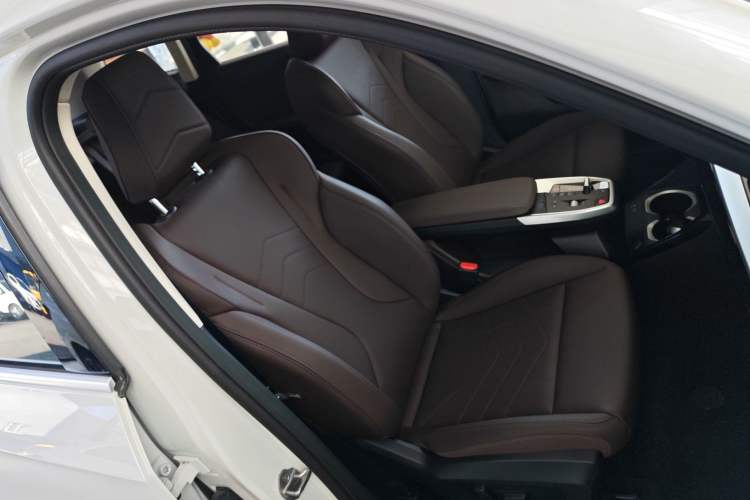Used BMW iX1 2023 eDrive25L X Design Package Right Front Seat