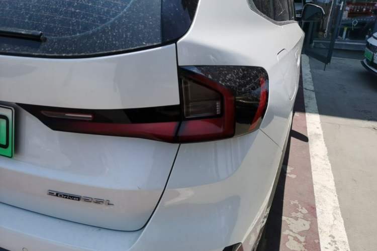 Used BMW iX1 2023 eDrive25L X Design Package Right Rear Taillight