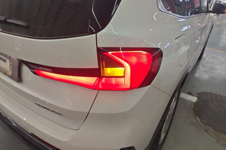 Used BMW iX1 2023 eDrive25L X Design Package Right Rear Taillight