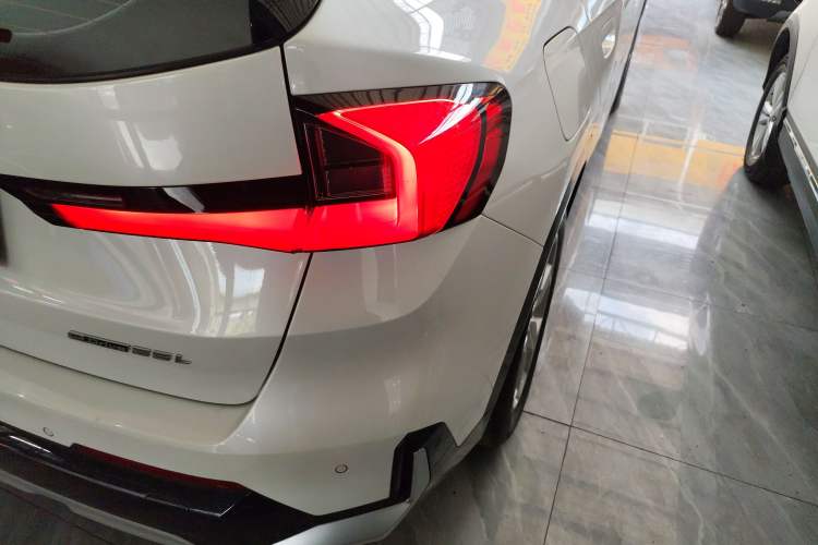 Used BMW iX1 2023 eDrive25L X Design Package Right Rear Taillight