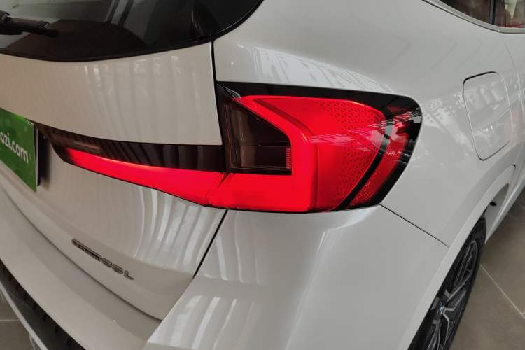 Used BMW iX1 2023 eDrive25L M Sport Package Right Rear Taillight