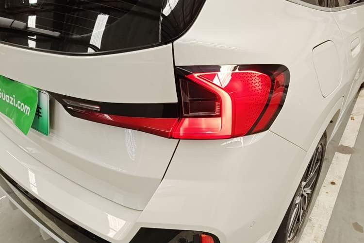 Used BMW iX1 2023 eDrive25L M Sport Package Right Rear Taillight