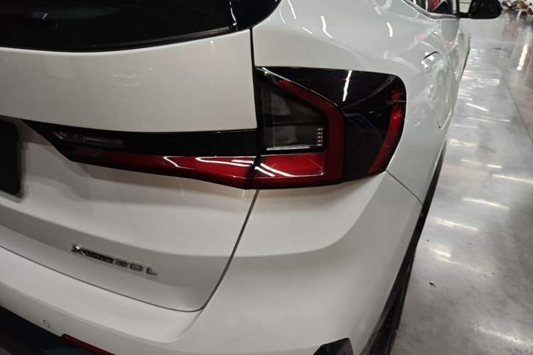 Used BMW iX1 2023 xDrive30L X Design Package Right Rear Taillight