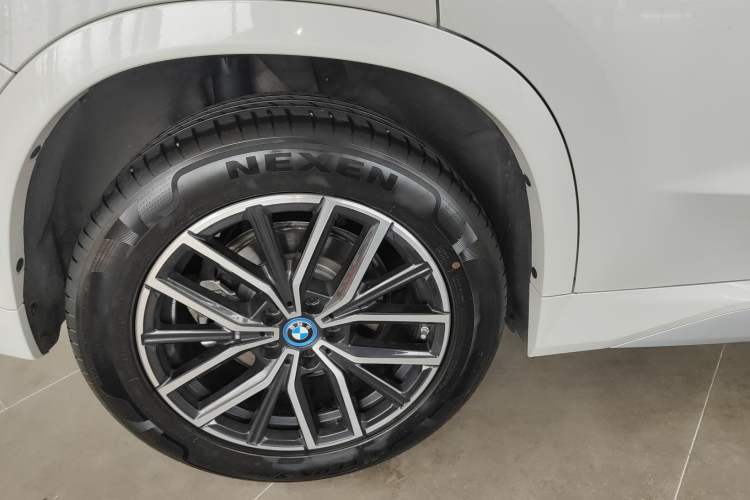 Used BMW iX1 2023 eDrive25L M Sport Package Right Rear Wheel Hub