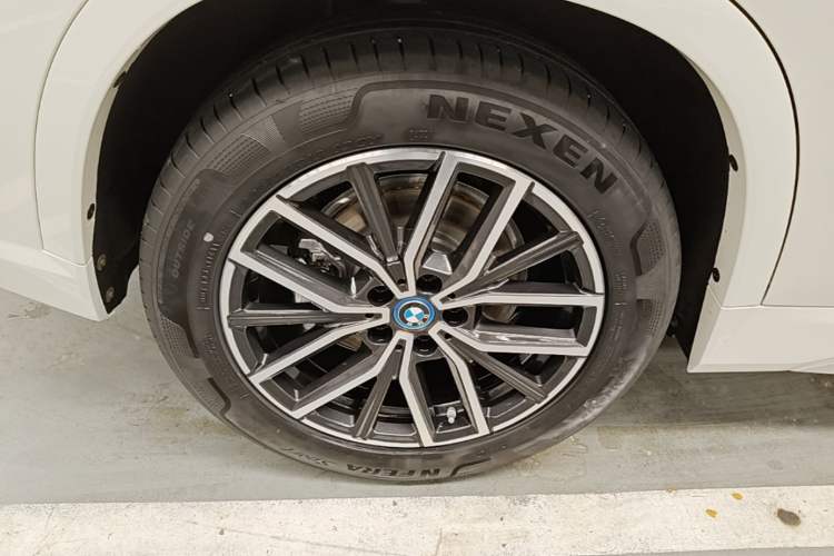 Used BMW iX1 2023 eDrive25L M Sport Package Right Rear Wheel Hub