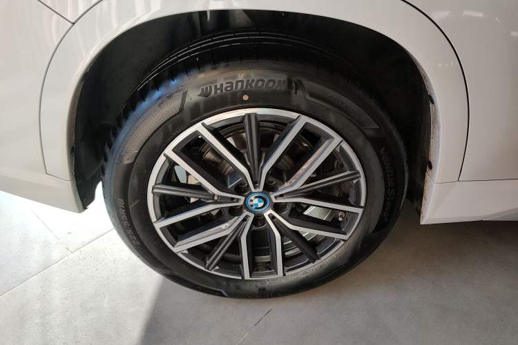 Used BMW iX1 2023 eDrive25L M Sport Package Right Rear Wheel Hub