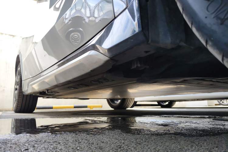 Used BMW iX1 2023 xDrive30L X Design Package Right Side Sill