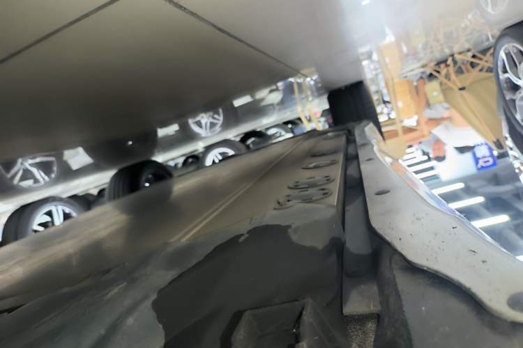 Used BMW iX1 2023 xDrive30L X Design Package Right Side Sill