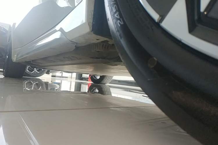 Used BMW iX1 2023 xDrive30L M Sport Package Right Side Sill