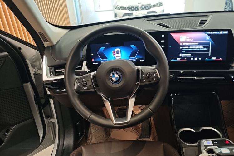 Used BMW iX1 2023 eDrive25L X Design Package Steering Wheel