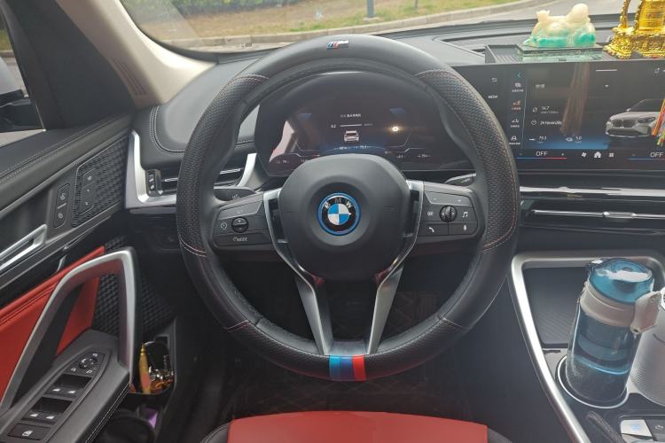 Used BMW iX1 2023 eDrive25L X Design Package Steering Wheel