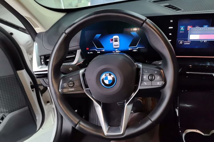 Used BMW iX1 2023 eDrive25L X Design Package Steering Wheel