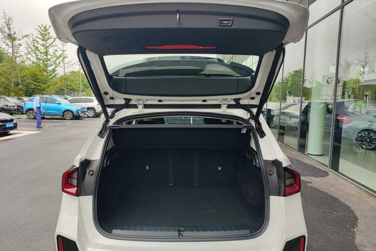 Used BMW iX1 2023 eDrive25L M Sport Package Trunk