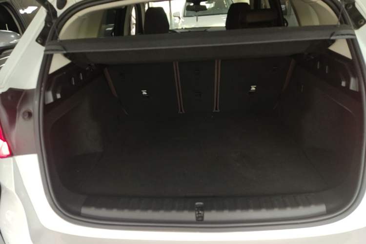Used BMW iX1 2023 eDrive25L X Design Package Trunk