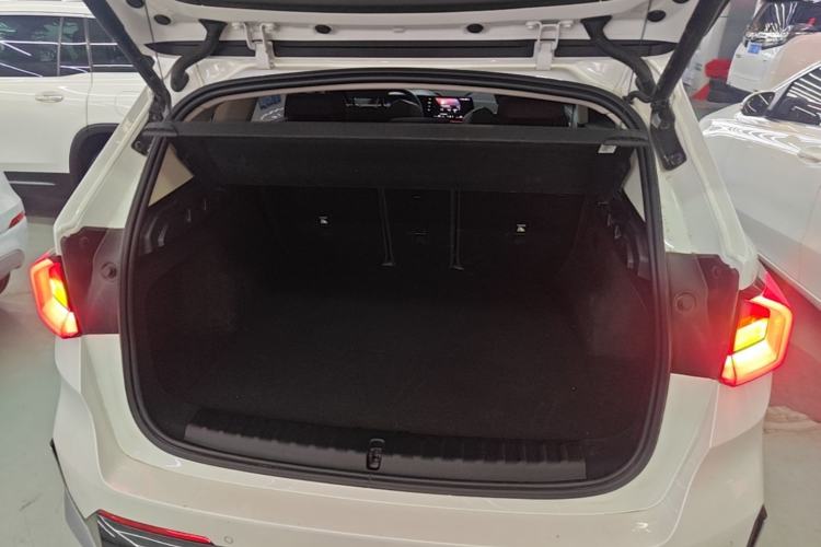 Used BMW iX1 2023 eDrive25L X Design Package Trunk