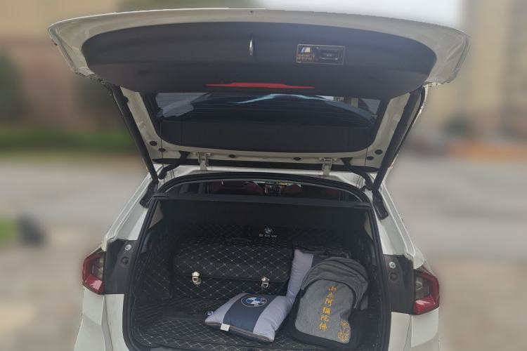 Used BMW iX1 2023 eDrive25L X Design Package Trunk