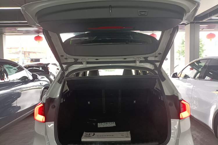 Used BMW iX1 2023 eDrive25L X Design Package Trunk