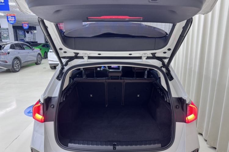 Used BMW iX1 2023 eDrive25L M Sport Package Trunk