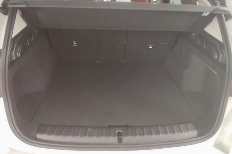 Used BMW iX1 2023 xDrive30L X Design Package Trunk