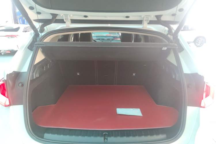 Used BMW iX1 2023 eDrive25L X Design Package Trunk