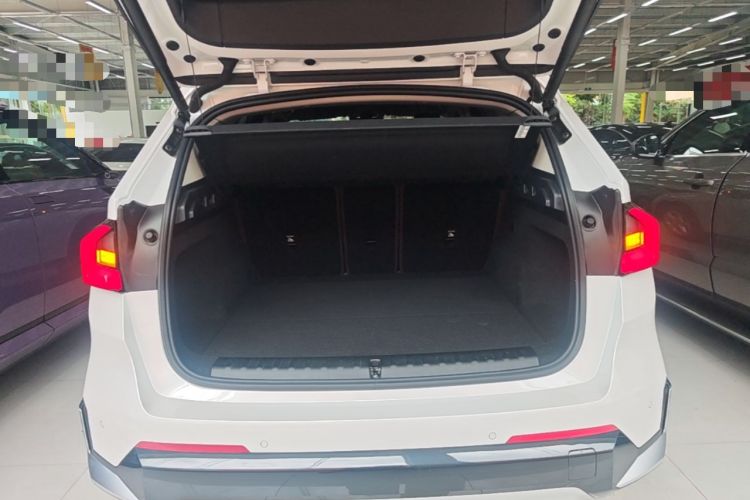 Used BMW iX1 2023 eDrive25L X Design Package Trunk