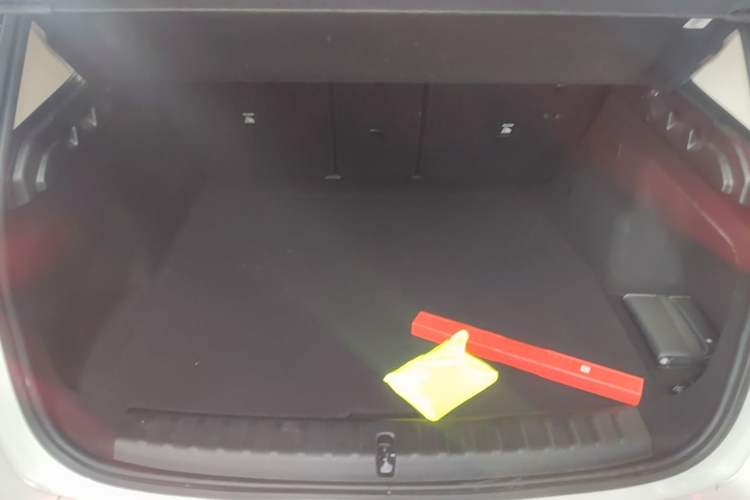 Used BMW iX1 2023 xDrive30L X Design Package Trunk