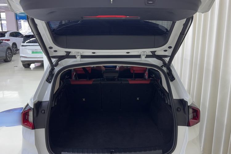 Used BMW iX1 2023 eDrive25L X Design Package Trunk