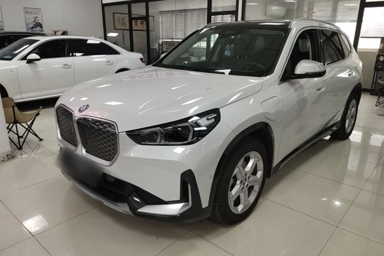 BMW iX1 2023 eDrive25L X Design Package