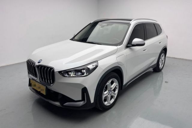 BMW iX1 2023 eDrive25L X Design Package с пробегом