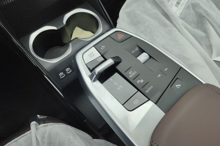 Used BMW iX1 2025 eDrive25L M Sport Package Gear Lever