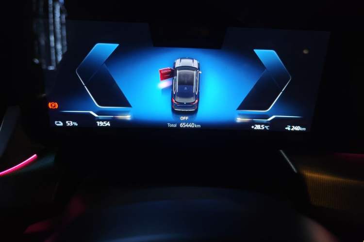 Used BMW iX1 2025 eDrive25L M Sport Package Odometer Close Up