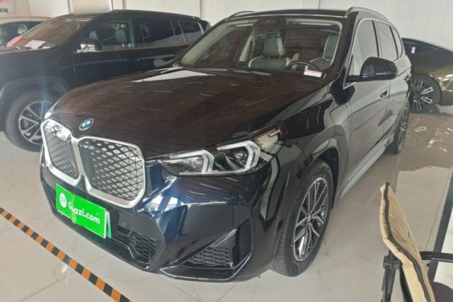 Ojetý BMW iX1 2025 eDrive25L M Sport Package