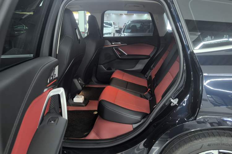Used BMW iX1 2025 xDrive30L M Sport Midnight Edition Package Interior 2