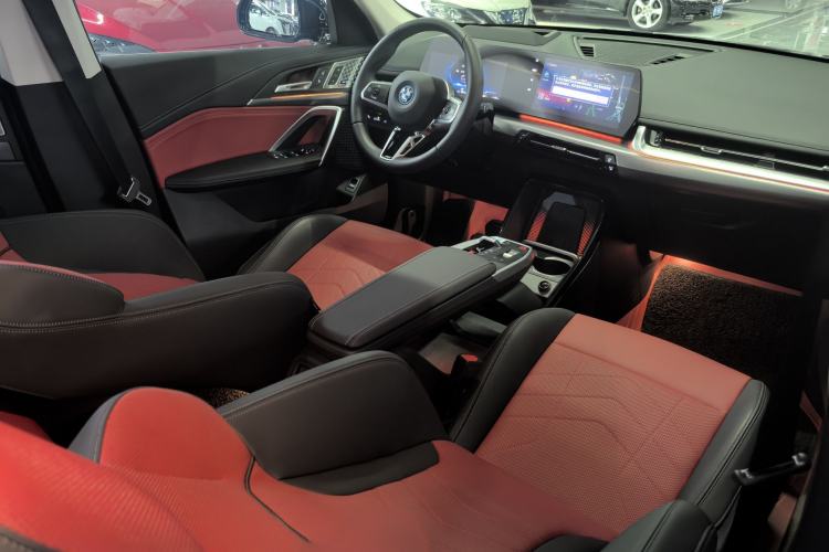 Used BMW iX1 2025 xDrive30L M Sport Midnight Edition Package Interior 3