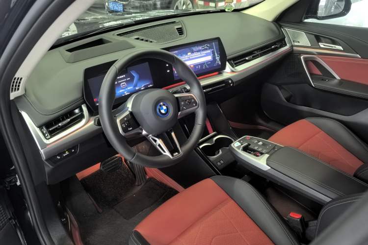 Used BMW iX1 2025 xDrive30L M Sport Midnight Edition Package Interior 7