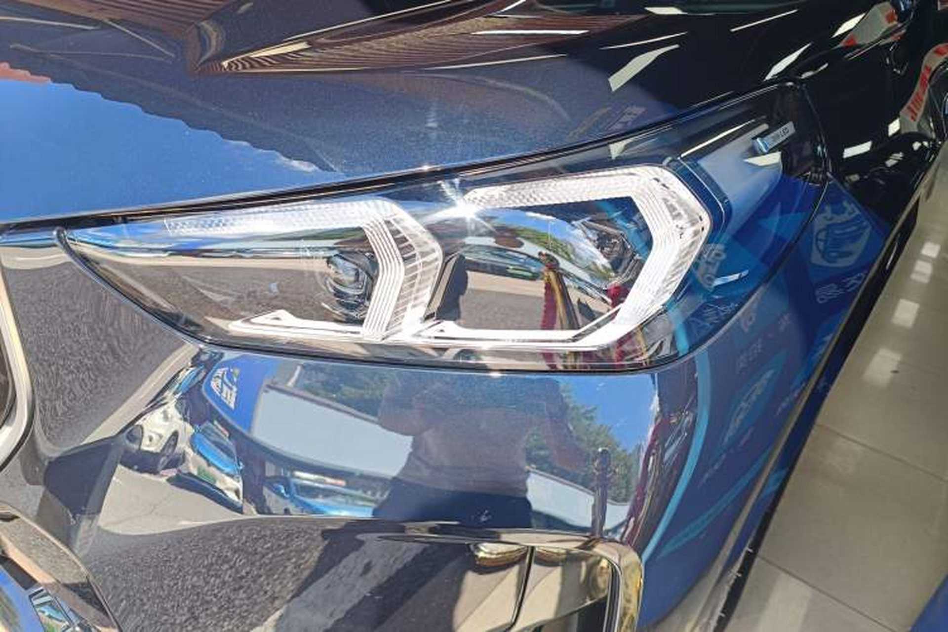 Used BMW iX1 2025 eDrive25L M Sport Package Left Front Headlight