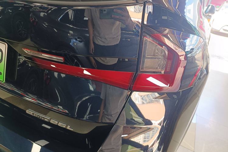 Used BMW iX1 2025 eDrive25L M Sport Package Right Rear Taillight