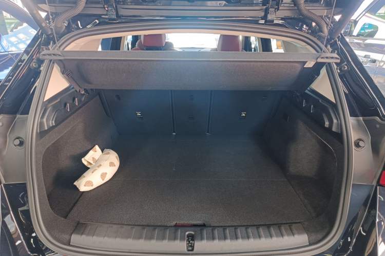 Used BMW iX1 2025 eDrive25L M Sport Package Trunk