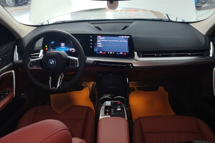 Used BMW iX1 2025 eDrive25L M Sport Package Center Console